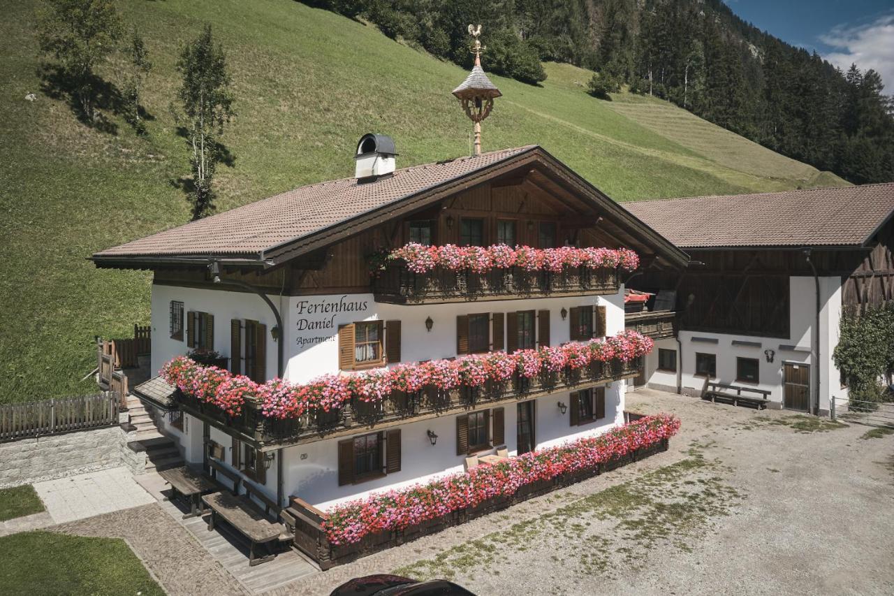 Ferienhaus Daniel Racines Luaran gambar