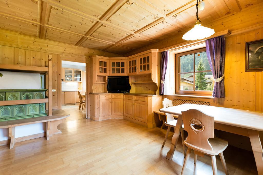 Ferienhaus Daniel Racines Bilik gambar